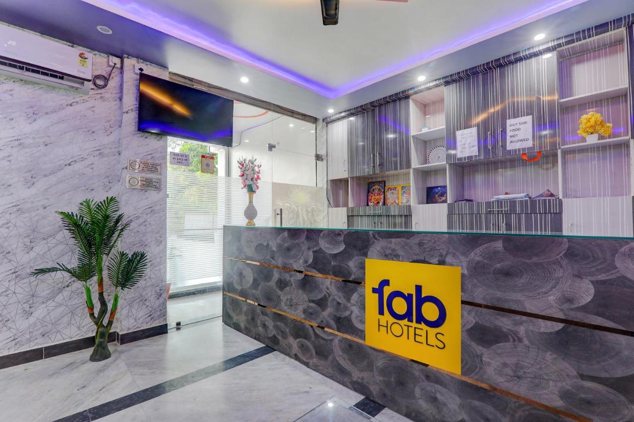Fabexpress Ss Grand Hotel Banthra Sikandarpur Exterior photo